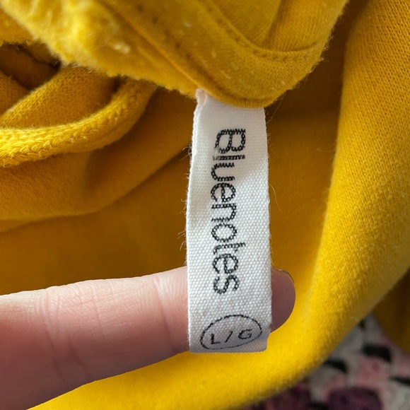 Bluenotes Cropped Hoodie - Picture 3 of 3